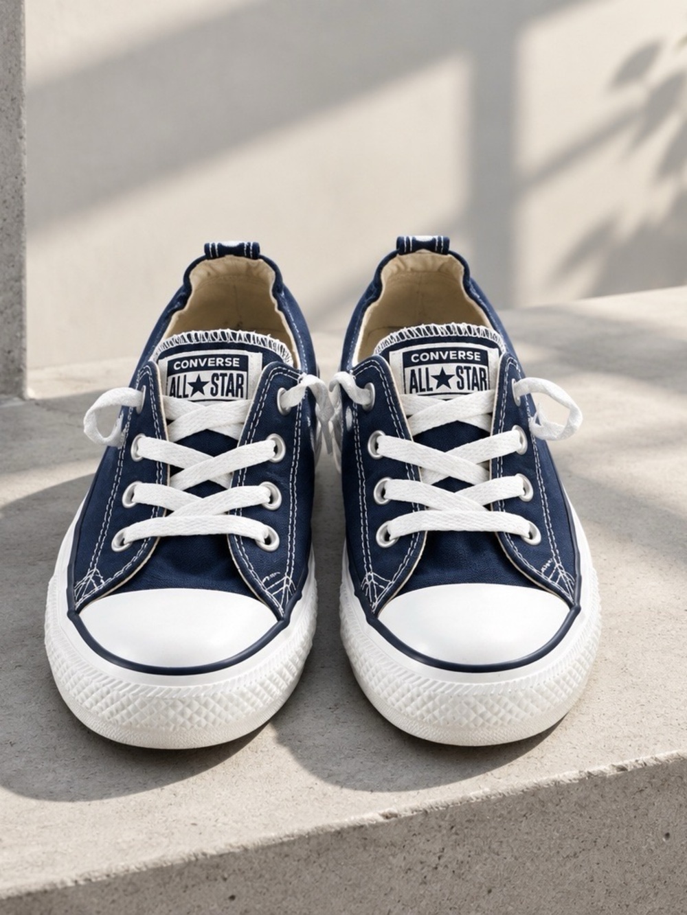 Converse All Star Shoreline Low Top Sneakers  women’s size 8.5  Navy blue